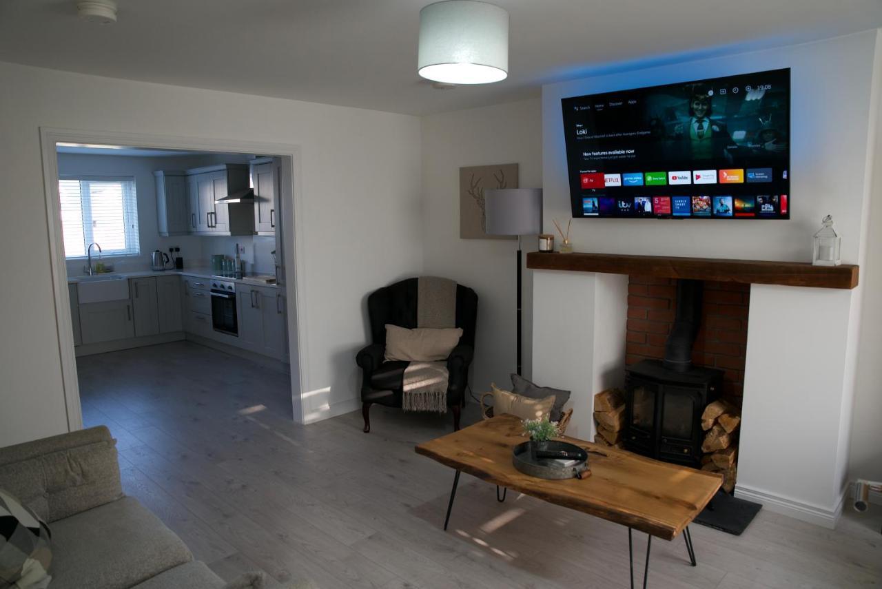 Modern 3 Bedroom Coastal Home Newry Zewnętrze zdjęcie